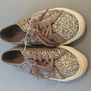 NWT Glitter Sequin Sneakers Size 7